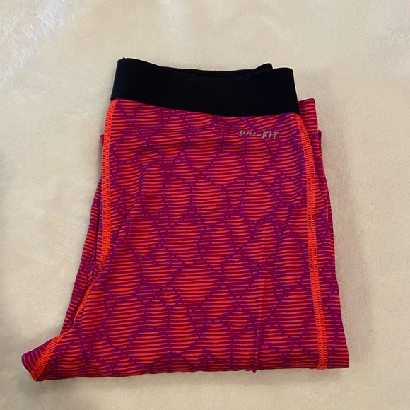 Nike Girls Dri-Fit Leggings - Picture 8 of 8